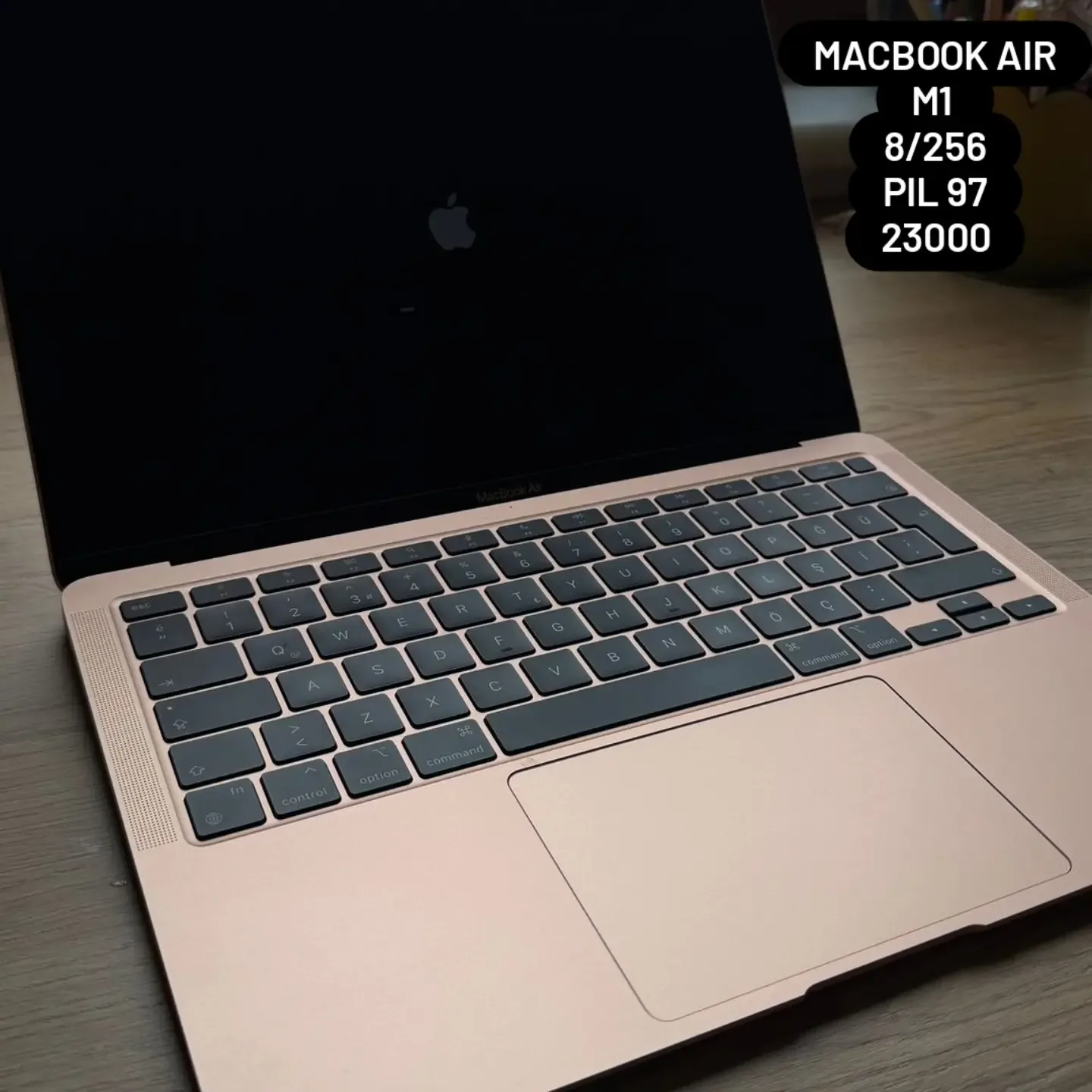 MacBook Air M1 8GB RAM 256GB SSD | %97 Pil Sağlığı