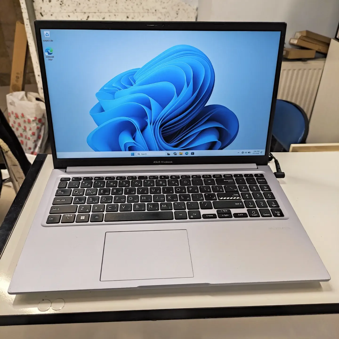 Asus VivoBook i5-1235U (12. Nesil) | 8GB RAM | 256GB SSD