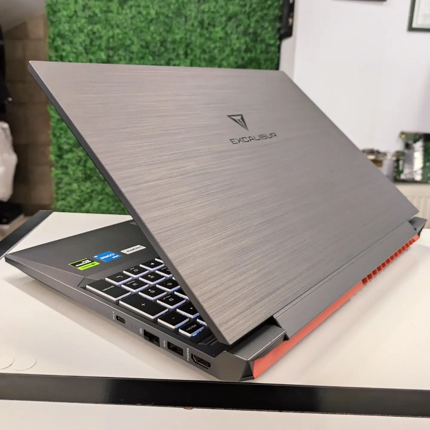 Casper Excalibur G870 i5-12450H | RTX 4050 6GB | 16GB RAM